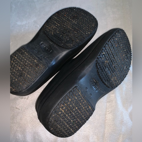 CROCS Women’s Neria Pro II Slip Resistant Work Clog Shoes size 9 - Picture 6 of 7